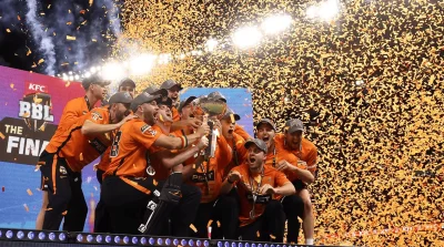 Perth Scorchers off to a winning start in rain-hit BBL opener